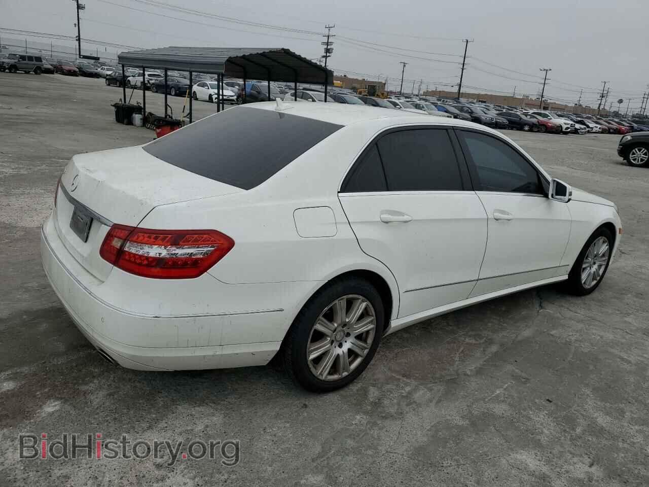 2013 MERCEDES-BENZ E-CLASS - VIN: WDDHF5KB8DA705356 - Фото 3