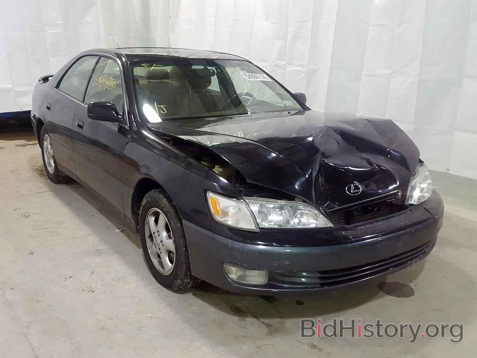 Фотография JT8BF22G5V0022885 - LEXUS ES300 1997