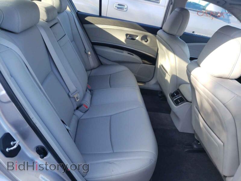 2014 Acura RLX (VIN JH4KC1F57EC003748) — фото 6 из 10