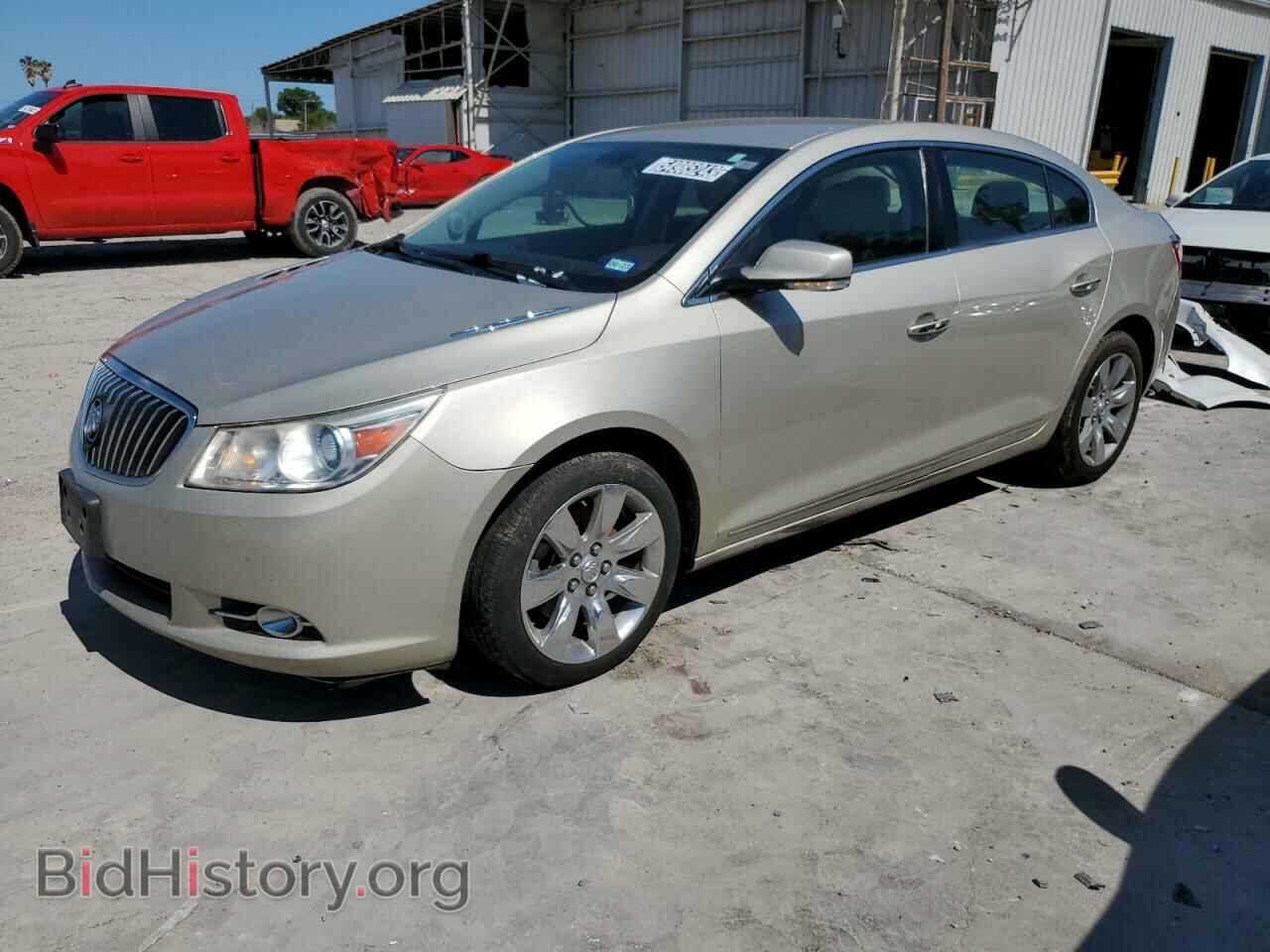 Photo 1G4GC5E33DF283921 - BUICK LACROSSE 2013