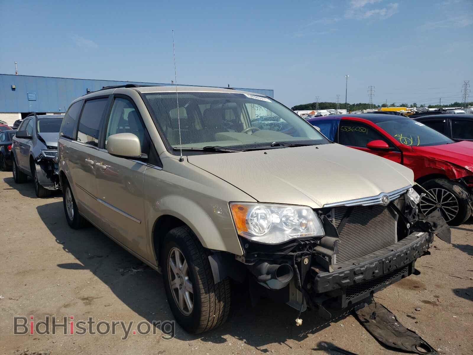 Photo 2A4RR5D13AR428045 - CHRYSLER MINIVAN 2010