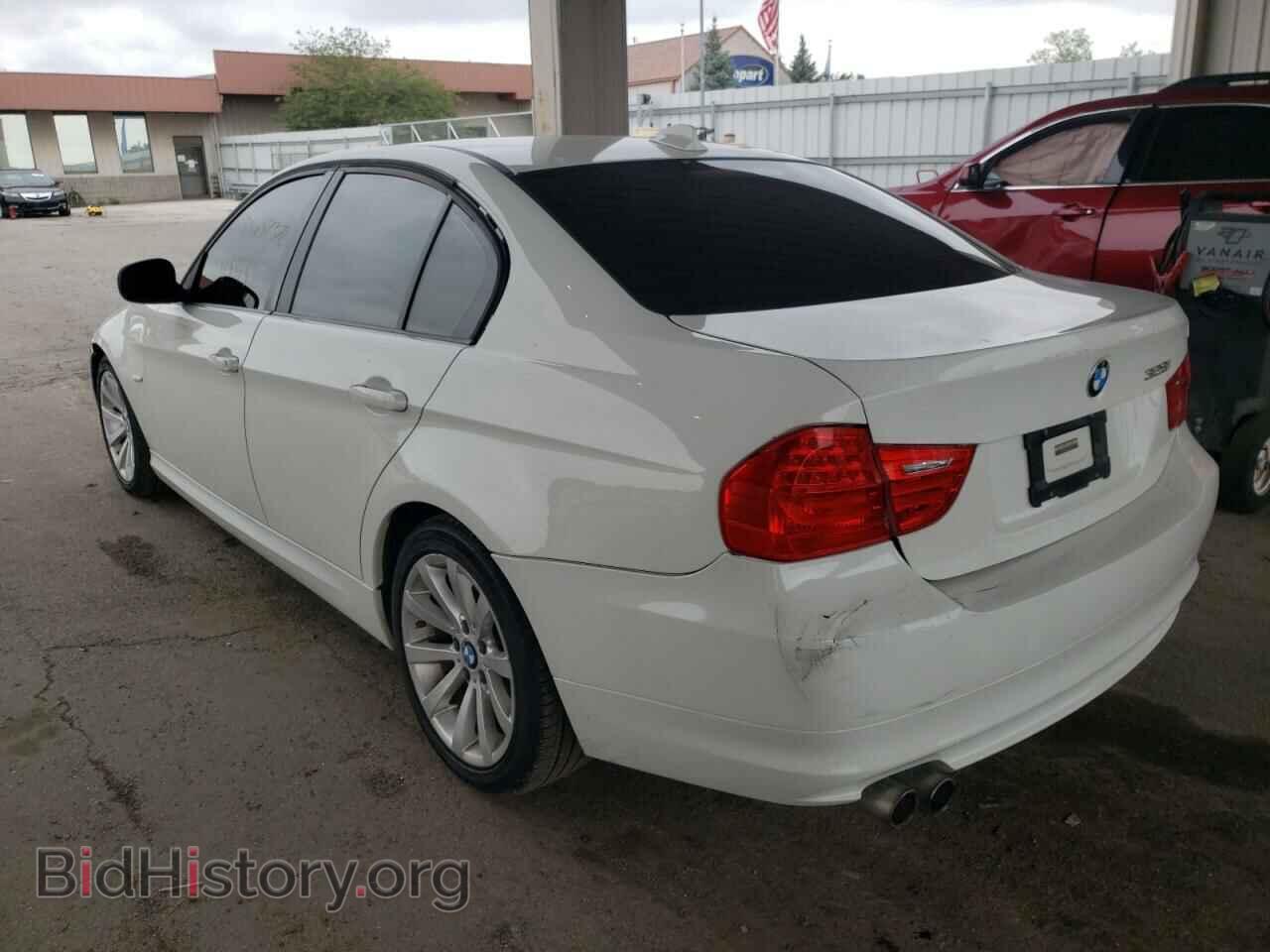 2011 BMW 3 SERIES - VIN: WBAPH7G52BNN04344 - Фото 3
