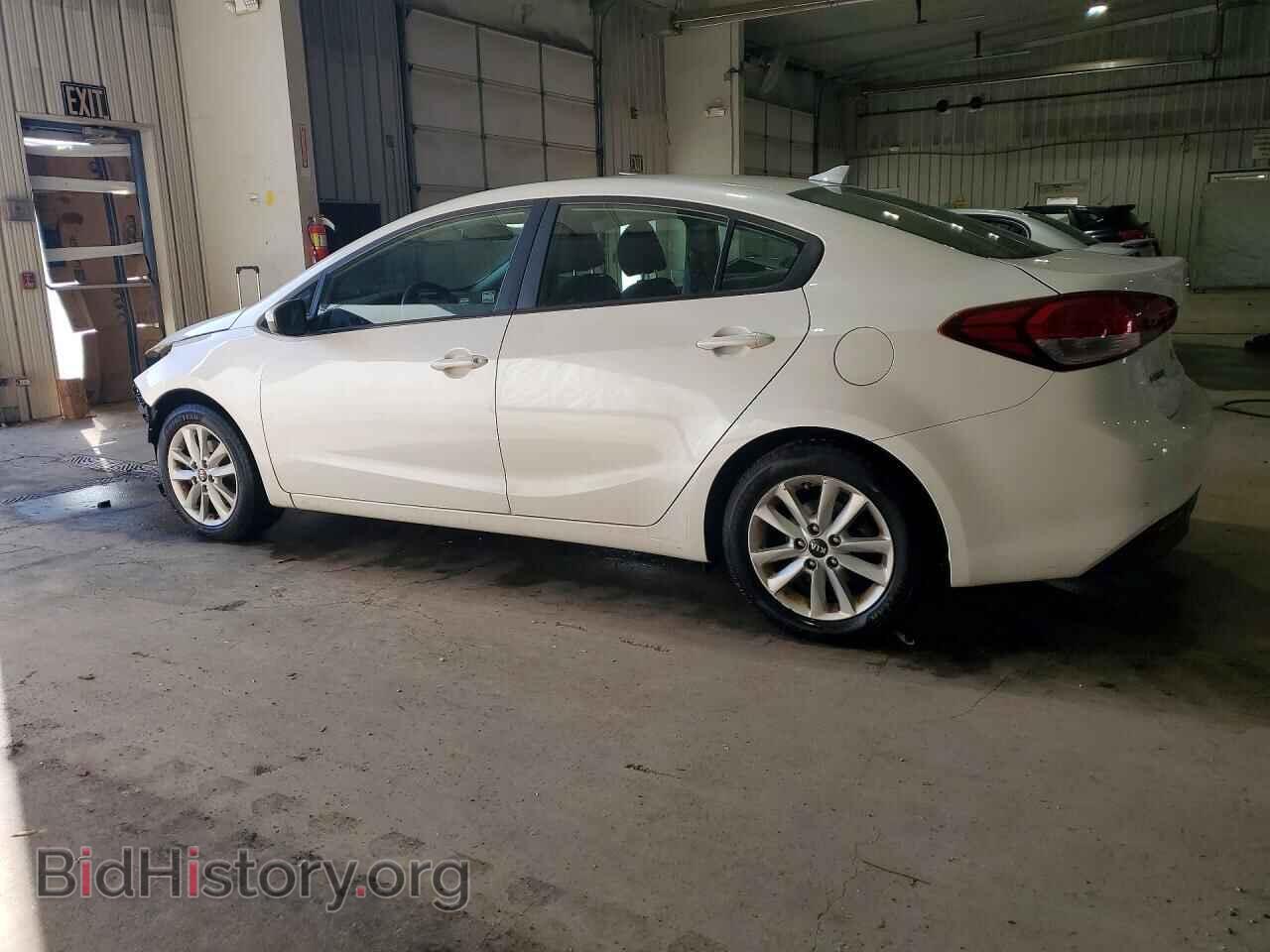 2017 KIA FORTE - VIN: 3KPFL4A79HE023414 - Фото 2