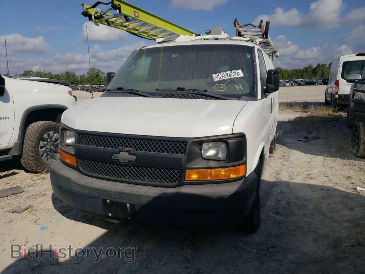 2013 CHEVROLET EXPRESS - VIN: 1GCWGFCB9D1902538 - Фото 2