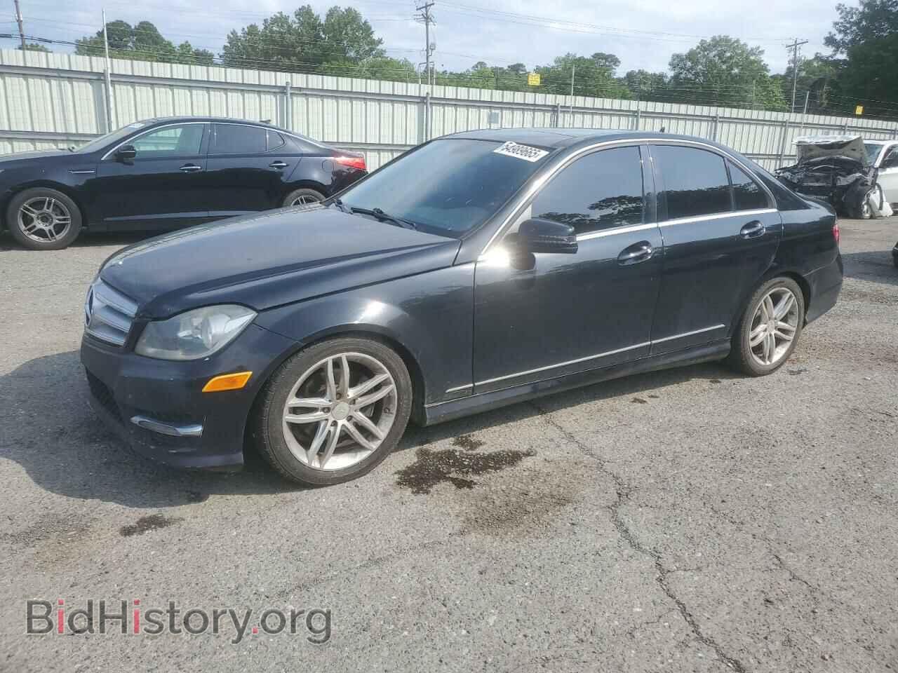 Photo WDDGF8BB3CR227344 - MERCEDES-BENZ C-CLASS 2012