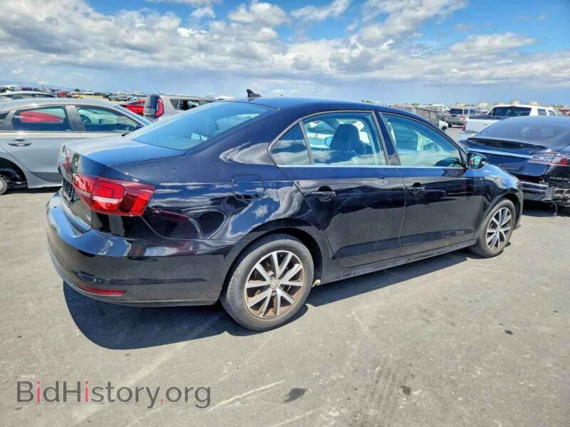 2017 Volkswagen JETTA (VIN 3VWDB7AJ9HM204524) — photo 3 of 12