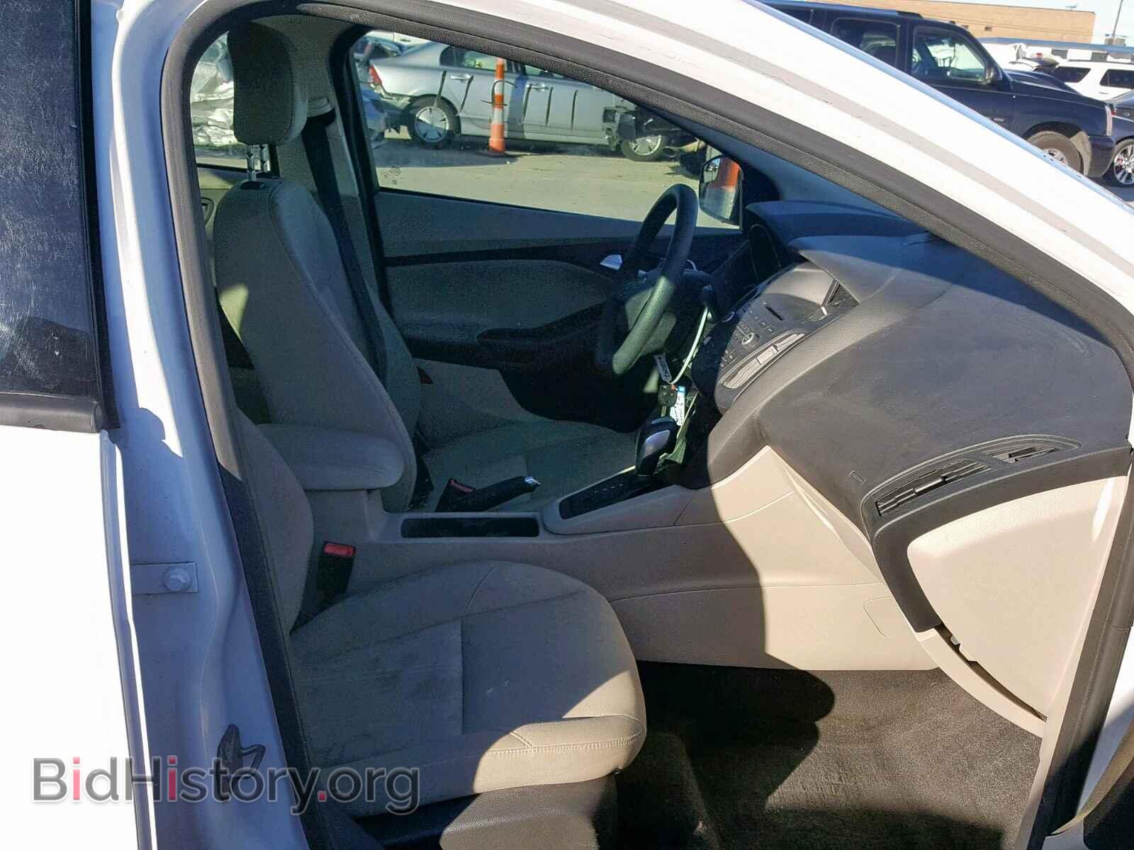 2016 FORD FOCUS - VIN: 1FADP3F25GL225097 - Фото 5
