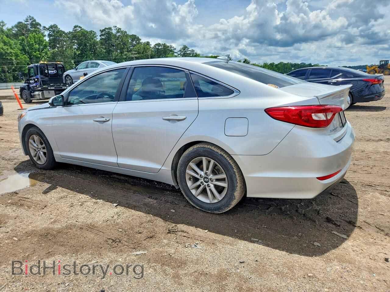 2015 HYUNDAI SONATA - VIN: 5NPE24AF2FH225283 - Фото 2