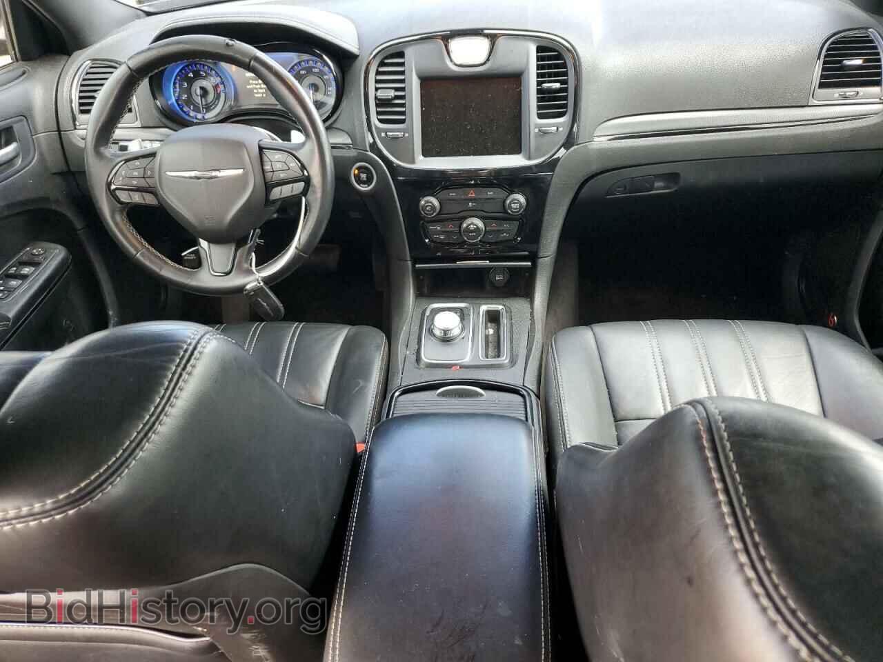 2016 CHRYSLER 300 - VIN: 2C3CCABG4GH144830 - Фото 8
