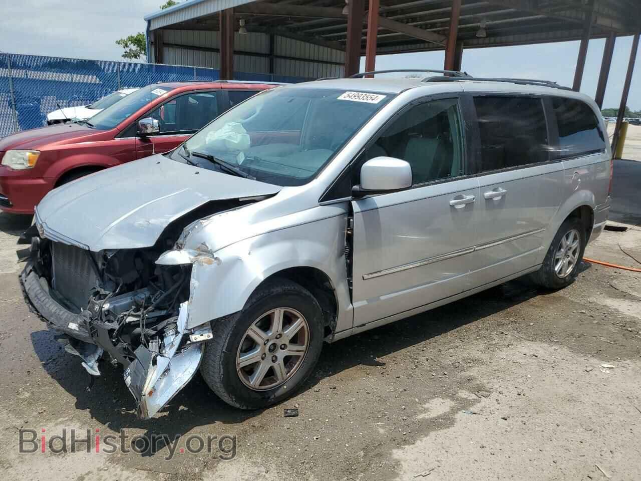 Photo 2A4RR8D16AR320620 - CHRYSLER MINIVAN 2010