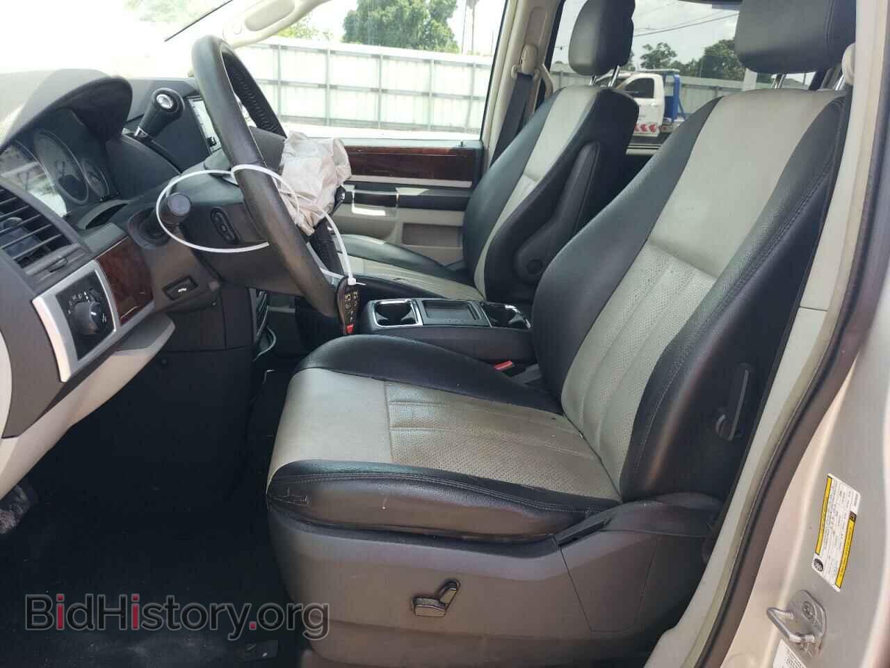 2010 CHRYSLER MINIVAN - VIN: 2A4RR8D16AR320620 - Photo 7