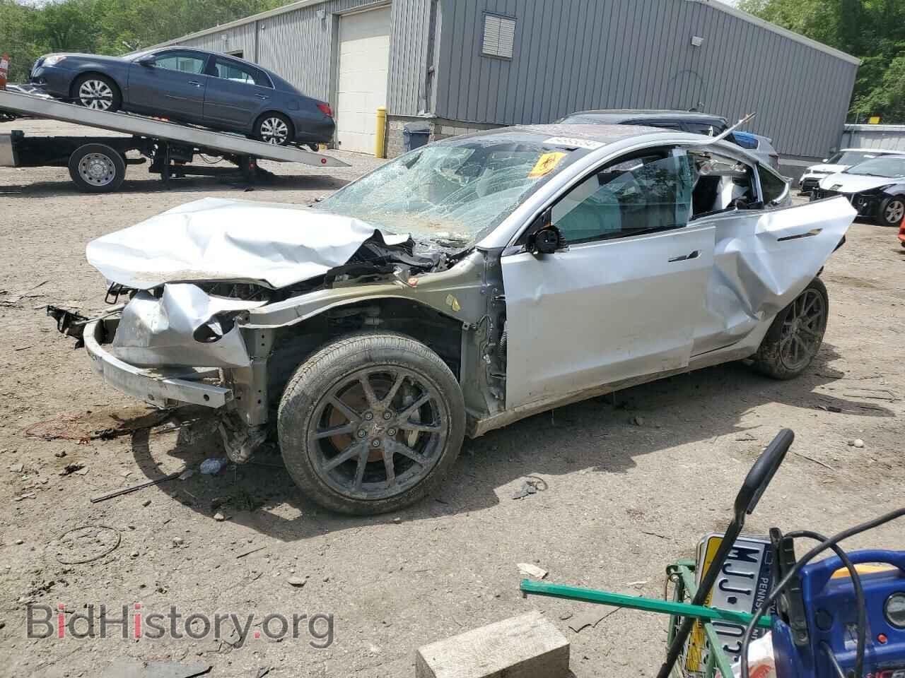 Фотография 5YJ3E1EB5JF074824 - TESLA MODEL 3 2018