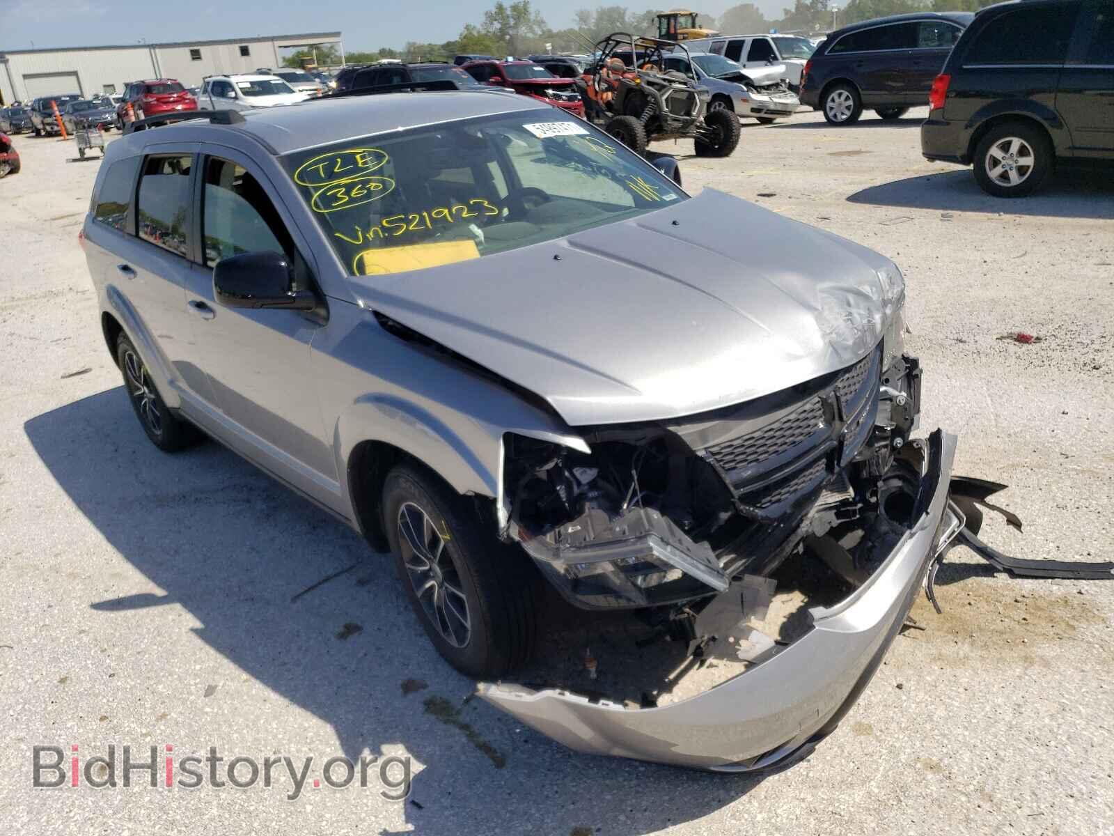 Фотография 3C4PDCBG6JT521923 - DODGE JOURNEY 2018