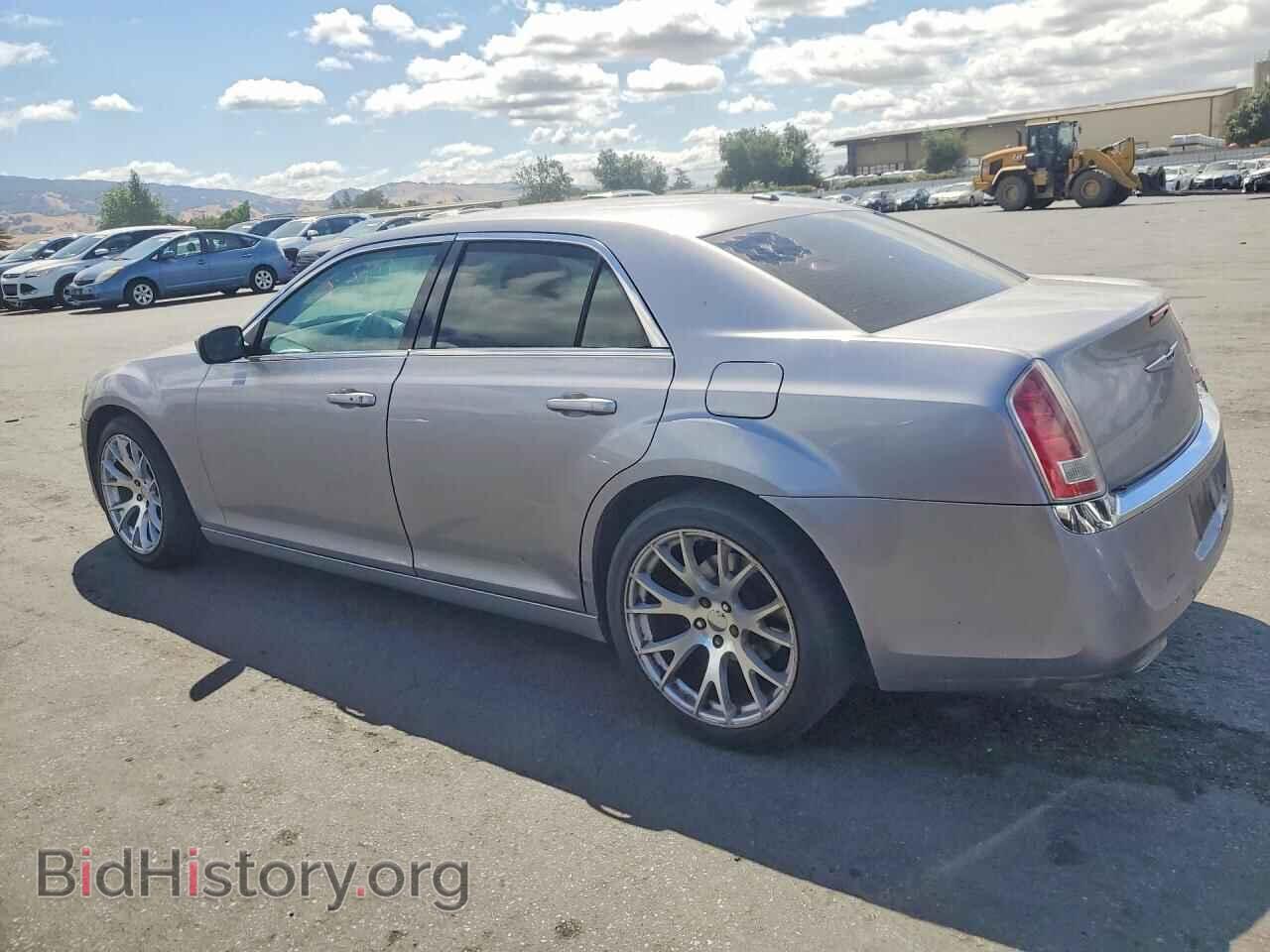 2014 CHRYSLER 300 - VIN: 2C3CCAAG5EH228234 - Фото 2