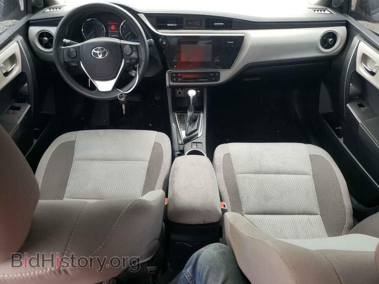 2017 TOYOTA COROLLA - VIN: 2T1BURHE3HC758840 - Photo 8