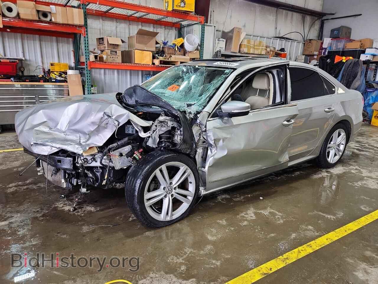 Фотография 1VWBN7A31DC073584 - VOLKSWAGEN PASSAT 2013