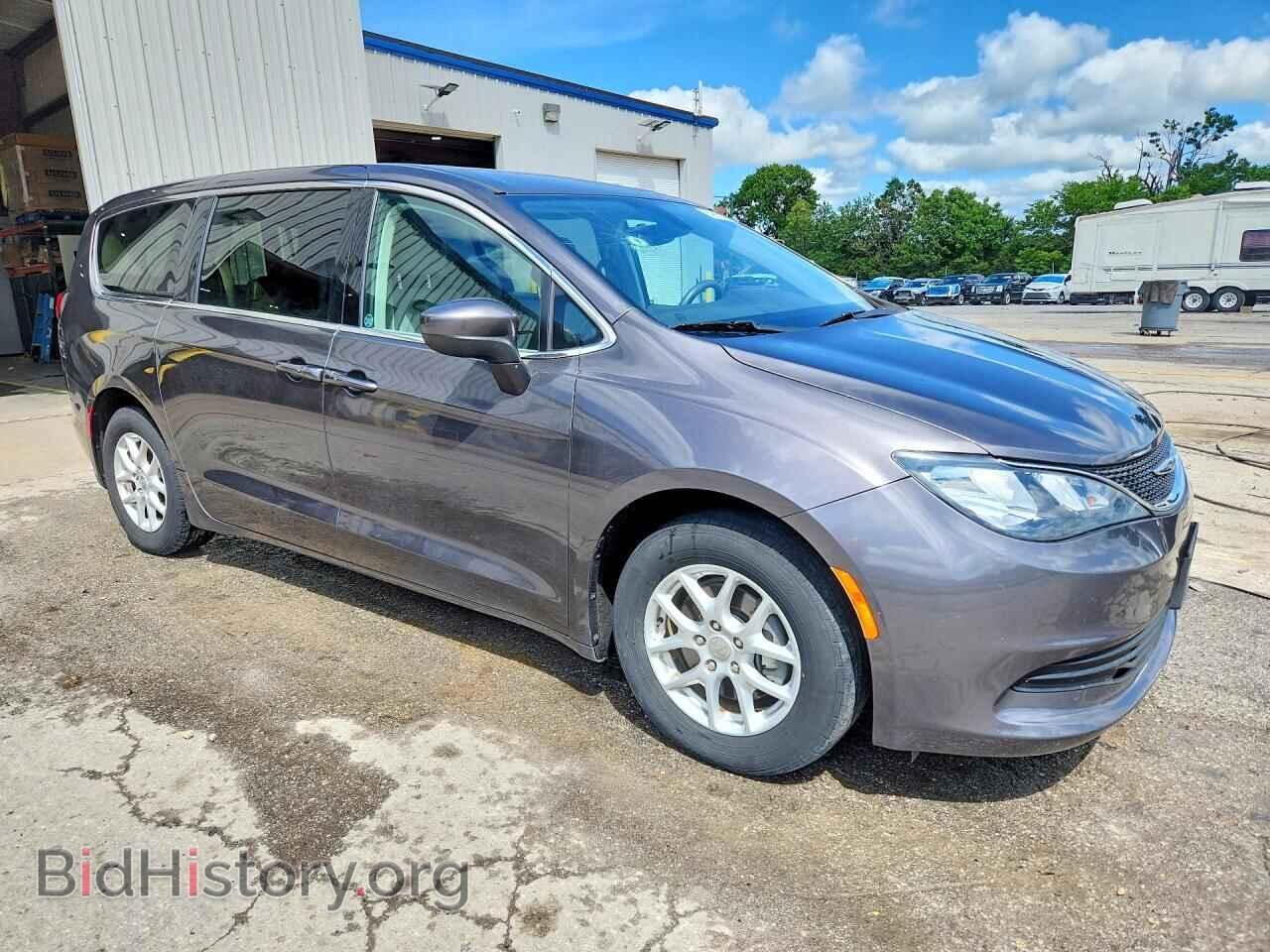 2017 CHRYSLER PACIFICA - VIN: 2C4RC1DG3HR526300 - Photo 4
