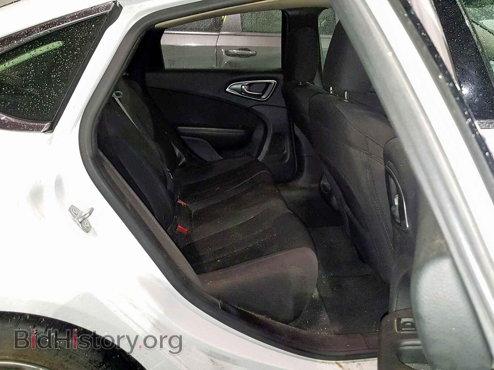 2015 CHRYSLER 200 - VIN: 1C3CCCAB2FN657825 - Photo 6