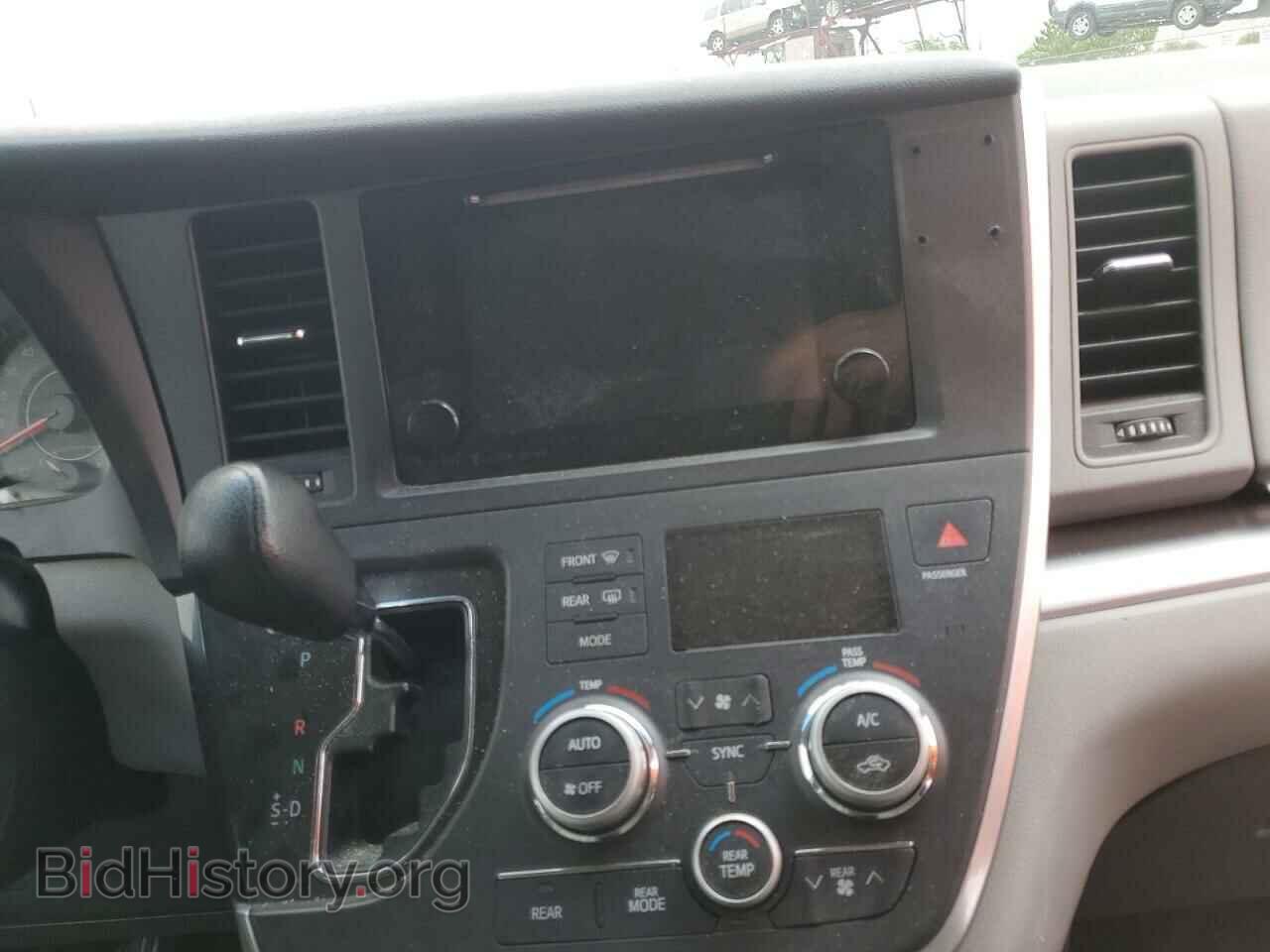 2017 TOYOTA SIENNA - VIN: 5TDJZ3DC7HS149353 - Фото 9