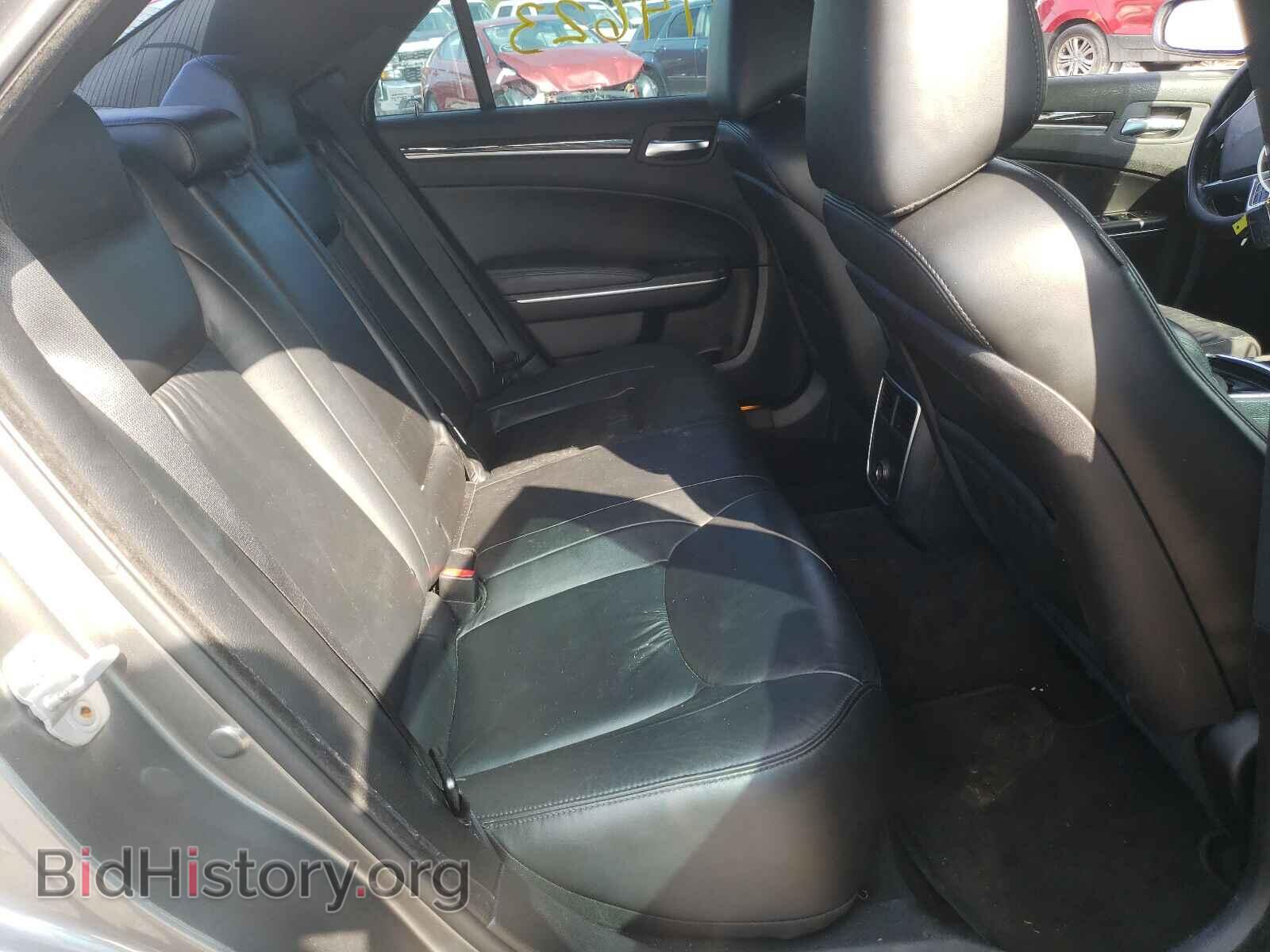 2011 CHRYSLER 300 - VIN: 2C3CA5CG0BH582555 - Фото 6