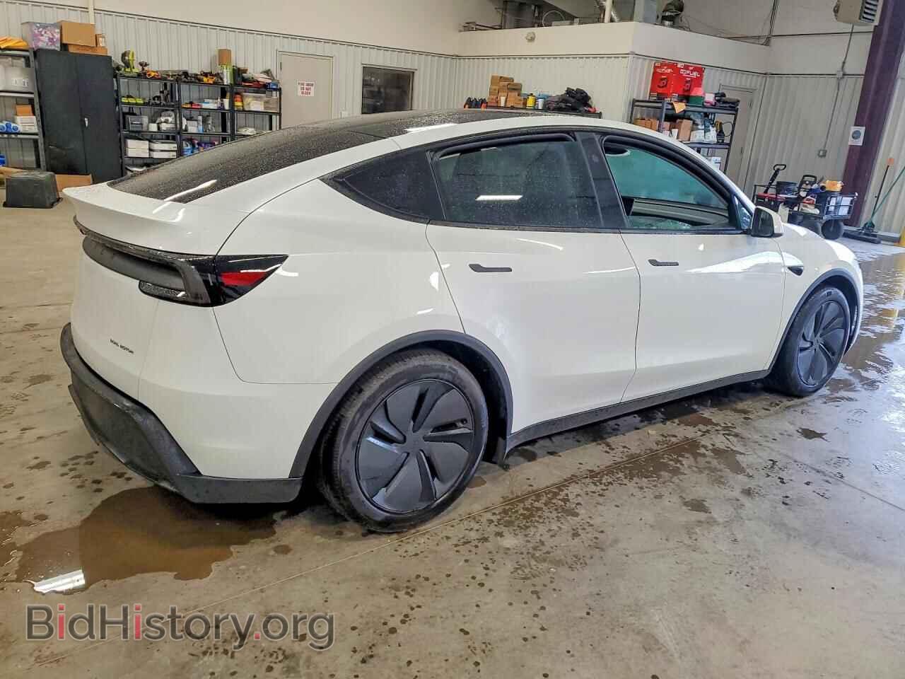2026 TESLA MODEL Y - VIN: 7SAYGDEE5TA415007 - Photo 3
