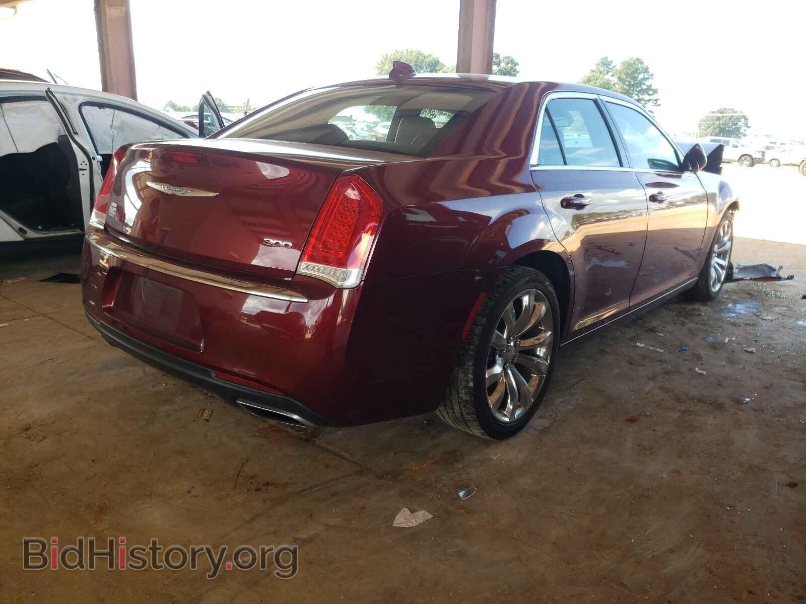 2017 CHRYSLER 300 - VIN: 2C3CCAAG9HH646980 - Фото 4