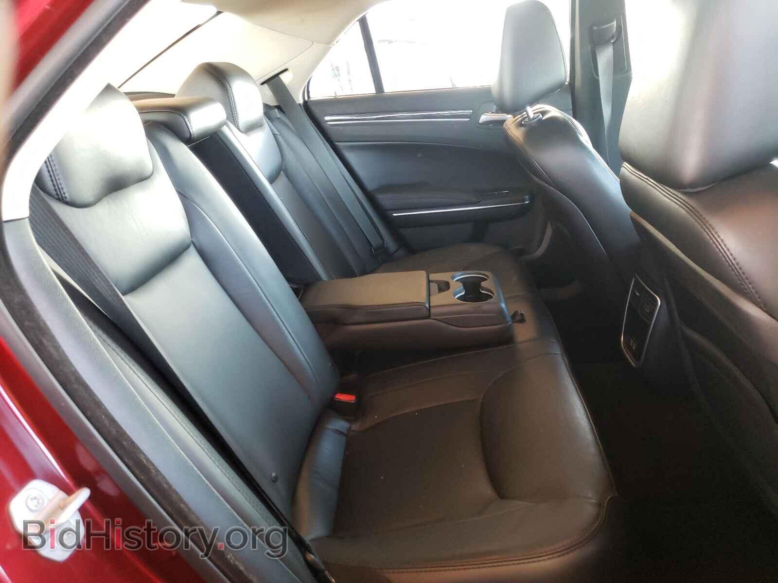 2017 CHRYSLER 300 - VIN: 2C3CCAAG9HH646980 - Фото 6