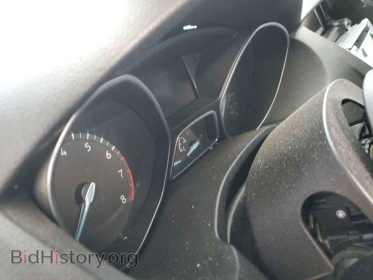 2018 FORD FOCUS - VIN: 1FADP3FE1JL223865 - Фото 9