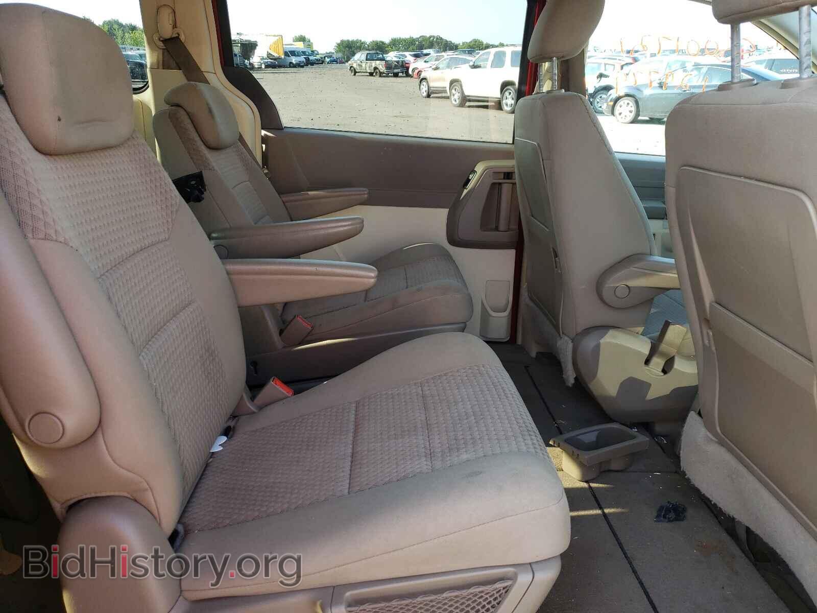 2008 CHRYSLER MINIVAN - VIN: 2A8HR44H68R727346 - Фото 6