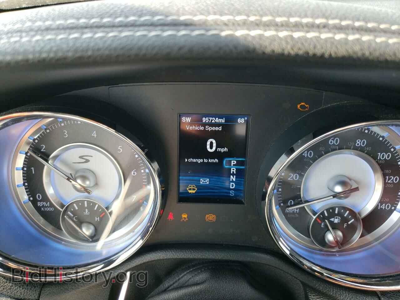 2014 CHRYSLER 300 - VIN: 2C3CCAGG4EH297407 - Фото 9