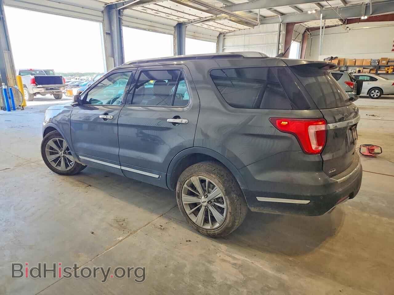 2018 FORD EXPLORER - VIN: 1FM5K8F8XJGB45496 - Photo 2