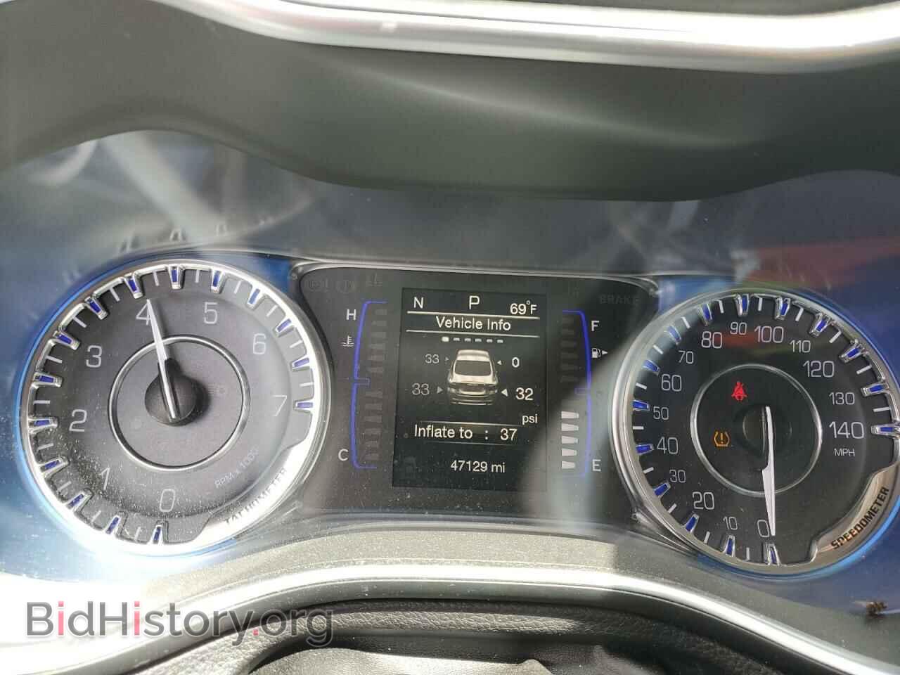 2017 CHRYSLER 200 - VIN: 1C3CCCAB3HN500159 - Фото 9