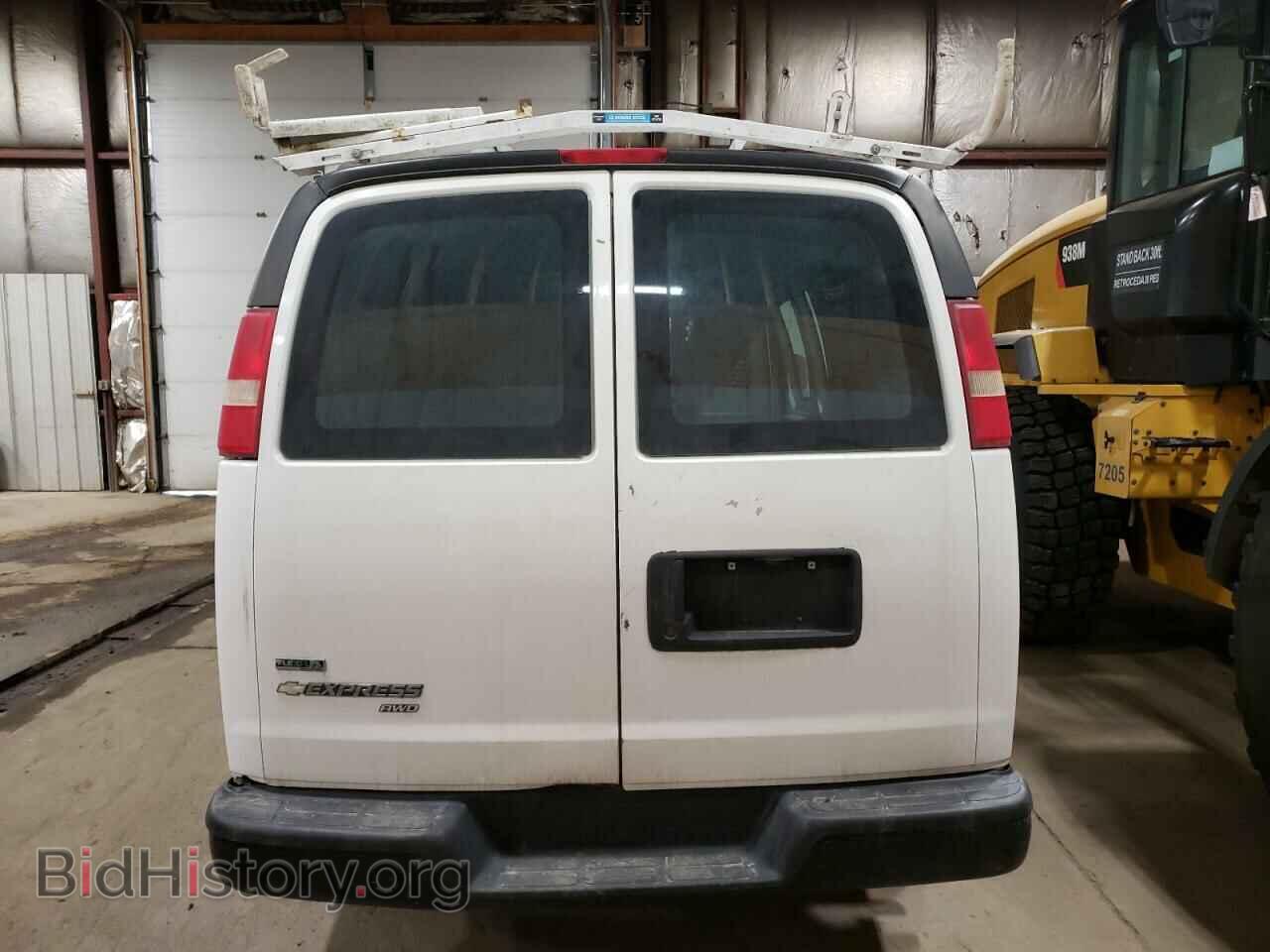 2010 CHEVROLET EXPRESS - VIN: 1GCUHAD45A1175496 - Фото 6