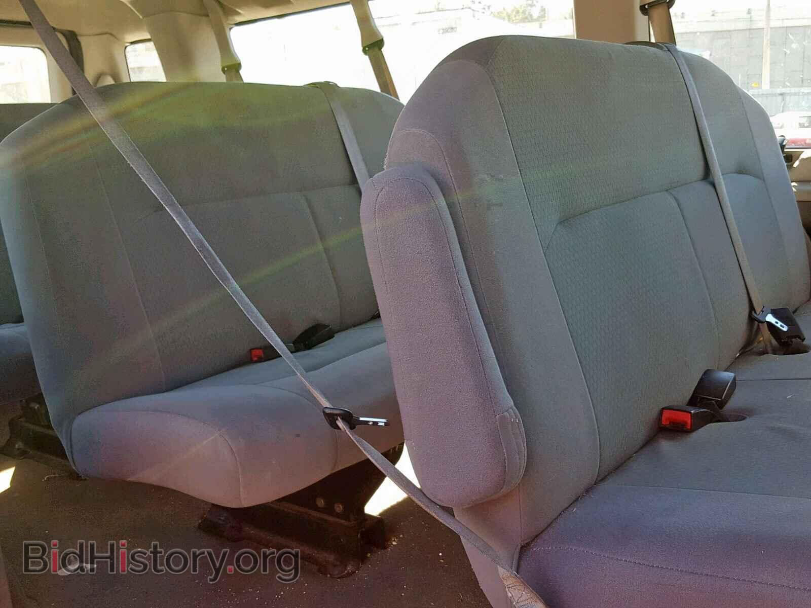 2010 FORD ECONOLINE - VIN: 1FBSS3BL4ADA08743 - Photo 6