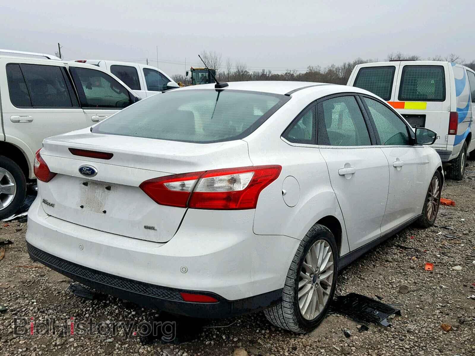 2012 FORD FOCUS - VIN: 1FAHP3H28CL324991 - Photo 4