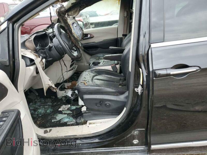 2018 Chrysler PACIFICA (VIN 2C4RC1EG2JR291795) — photo 7 of 12