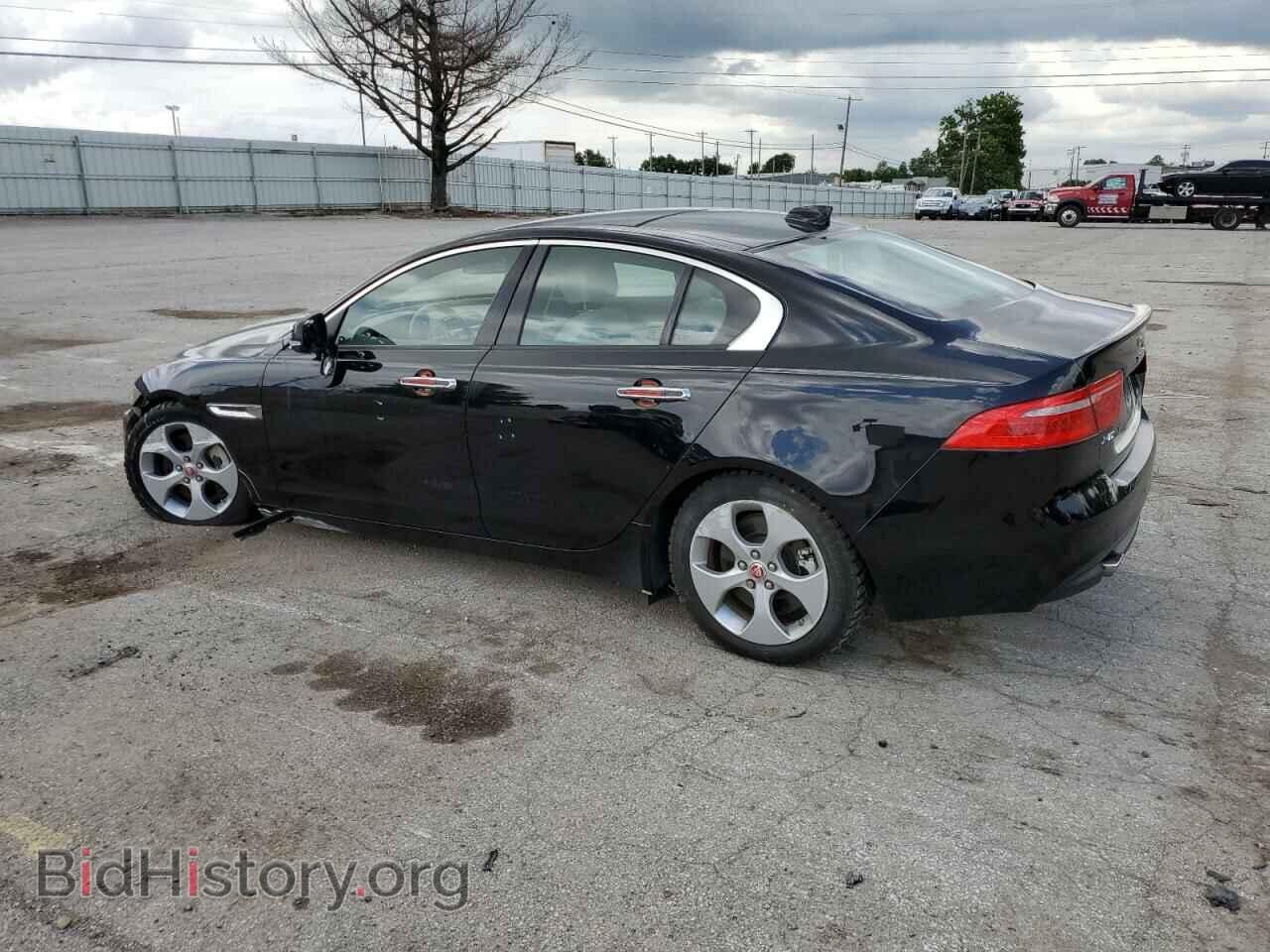 2017 JAGUAR XE - VIN: SAJAR4BG2HA961279 - Фото 2