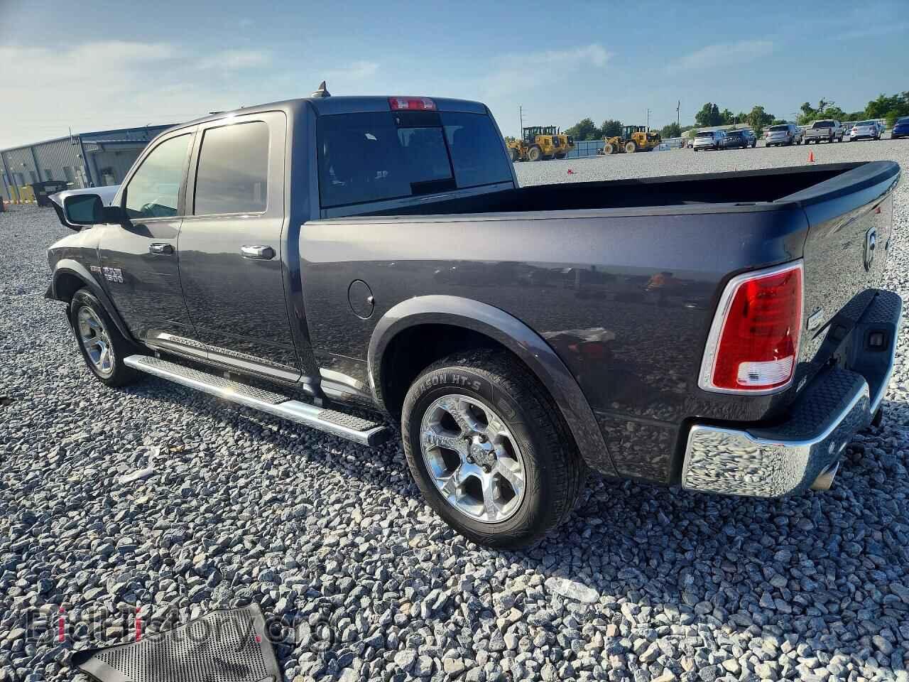 2016 RAM 1500 - VIN: 1C6RR7VT4GS283856 - Фото 2
