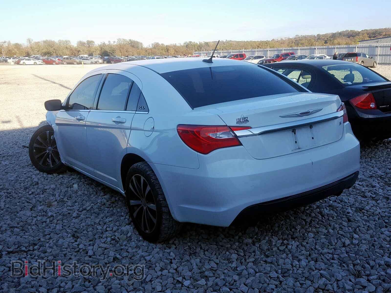2012 CHRYSLER 200 - VIN: 1C3CCBHG9CN124152 - Фото 3