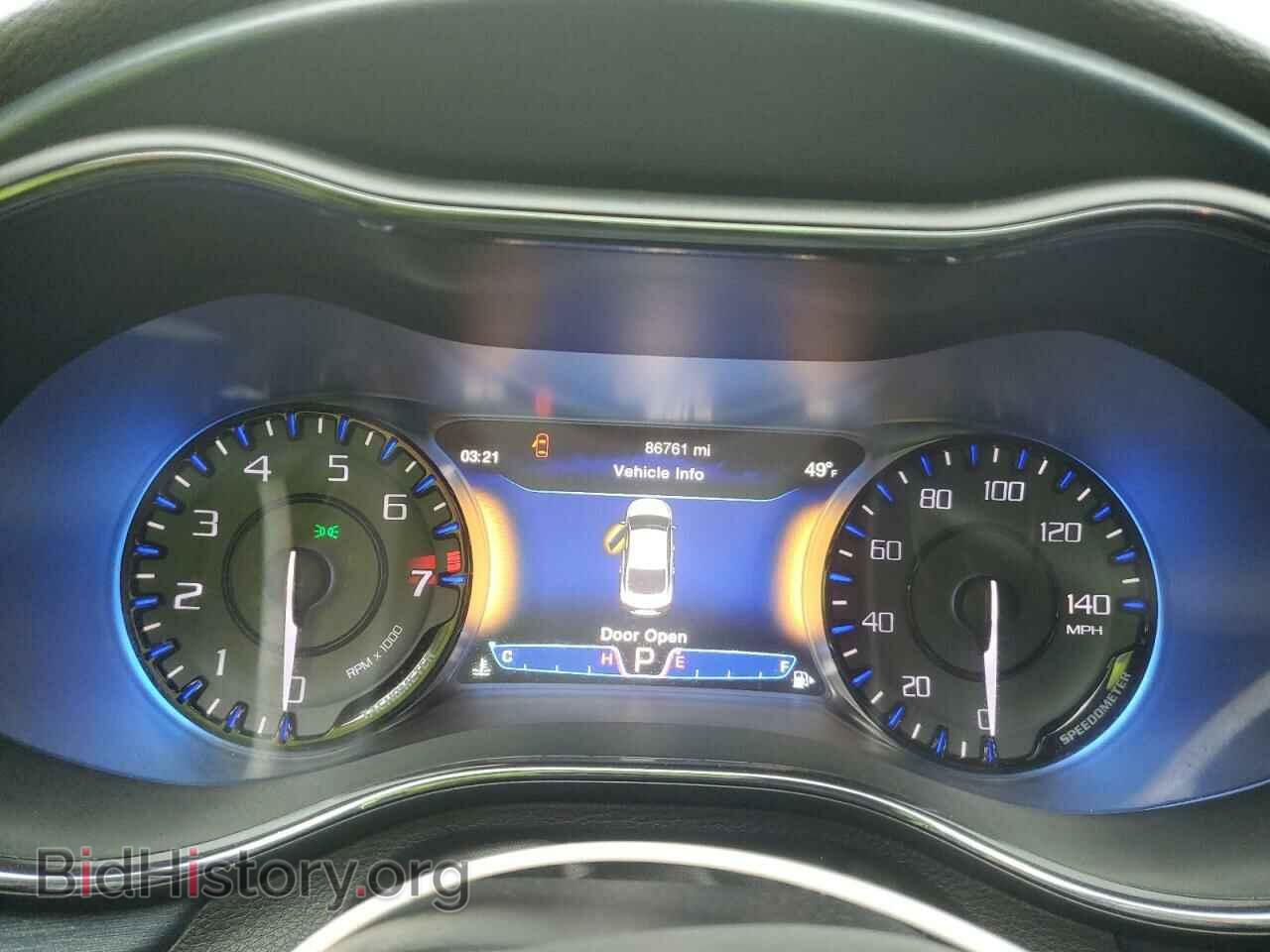 2015 CHRYSLER 200 - VIN: 1C3CCCDG3FN630303 - Фото 9