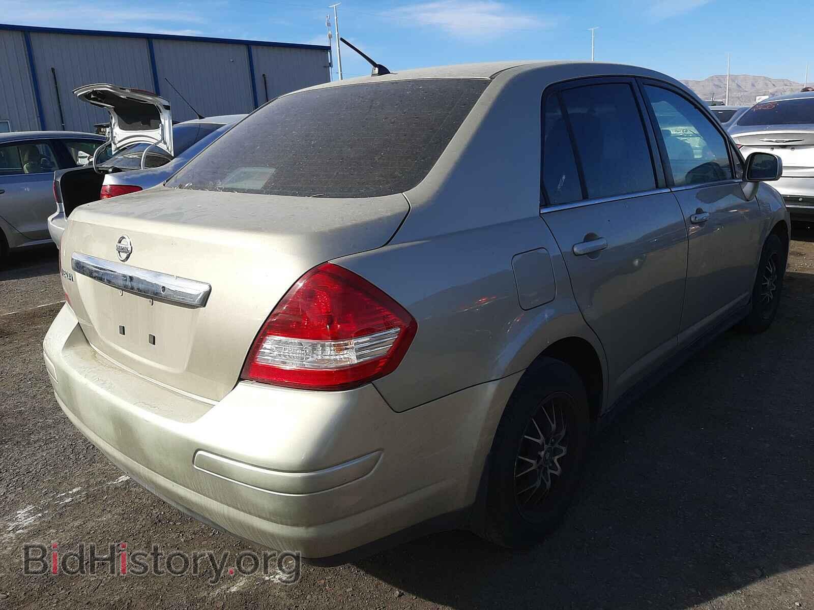 2008 NISSAN VERSA - VIN: 3N1BC11E88L409252 - Фото 4