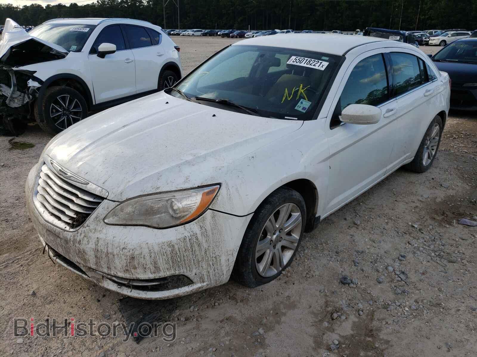 2013 CHRYSLER 200 - VIN: 1C3CCBBB6DN539735 - Фото 2