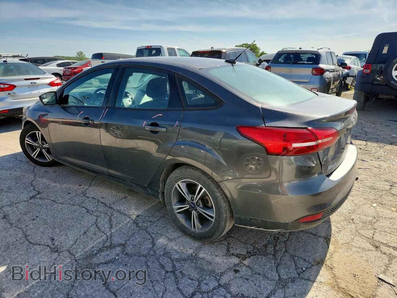 2017 FORD FOCUS - VIN: 1FADP3FE4HL282905 - Photo 2