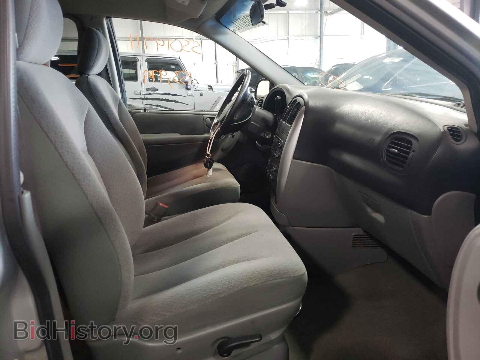 2006 CHRYSLER MINIVAN - VIN: 2A8GP54L86R868881 - Фото 5