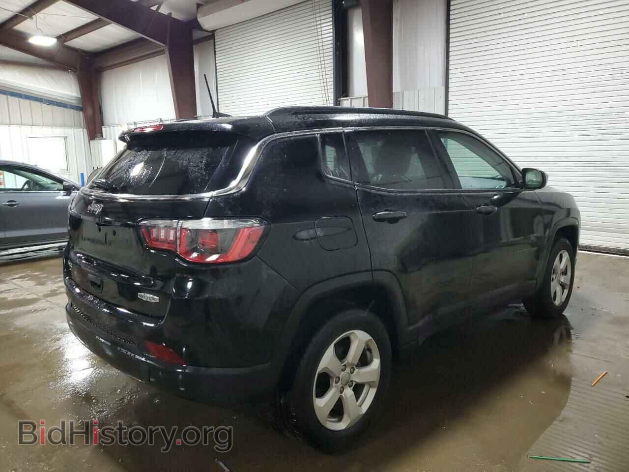 2018 JEEP COMPASS - VIN: 3C4NJDBB3JT179535 - Фото 3
