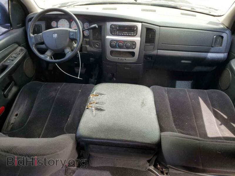 2005 Dodge RAM 1500 (VIN 1D7HA18D75J603080) — photo 8 of 15