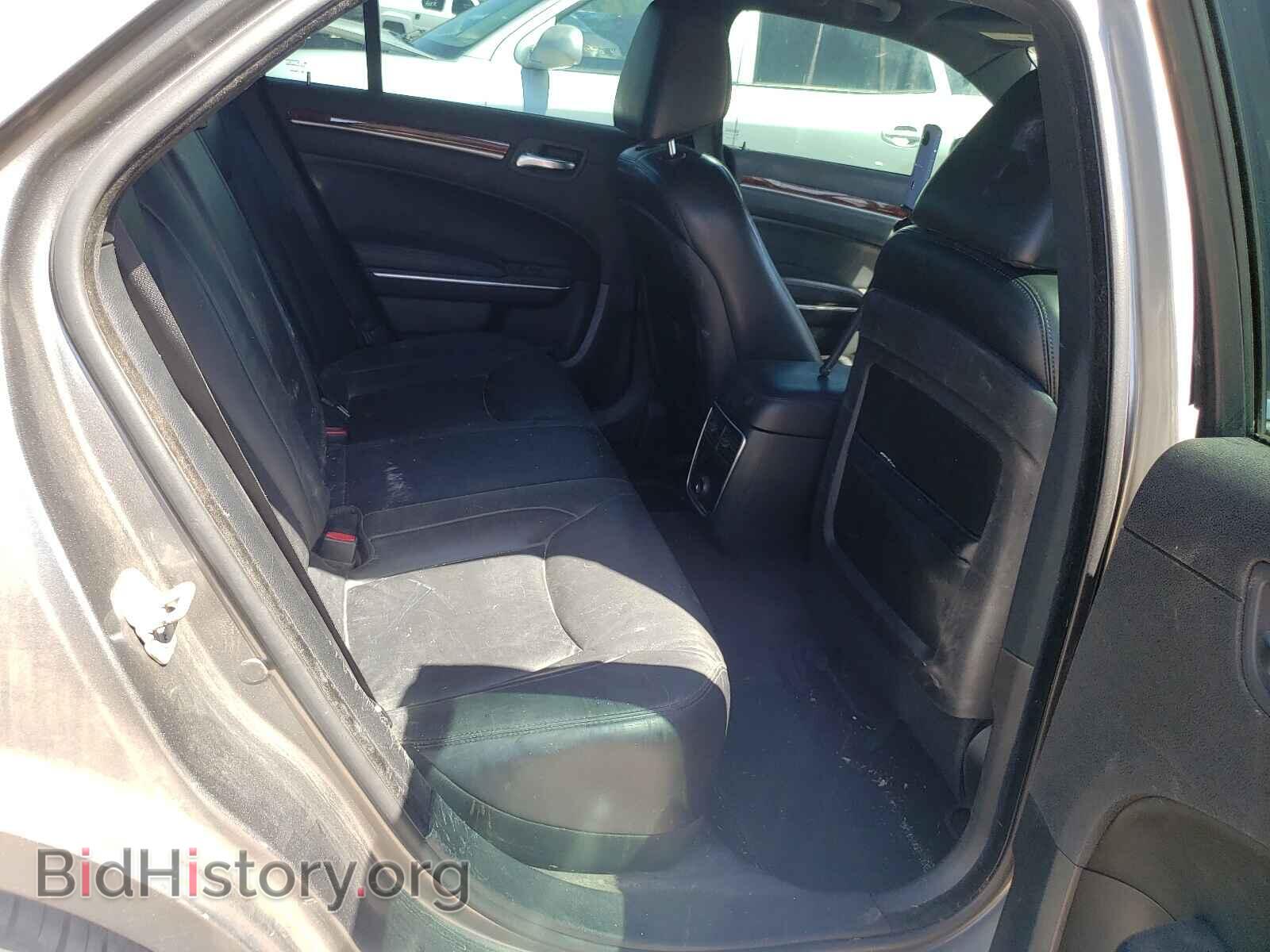 2012 CHRYSLER 300 - VIN: 2C3CCACG3CH209448 - Фото 6