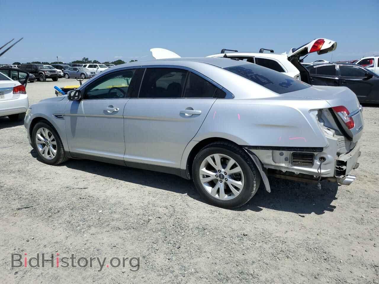 2011 FORD TAURUS - VIN: 1FAHP2EW1BG102866 - Фото 2