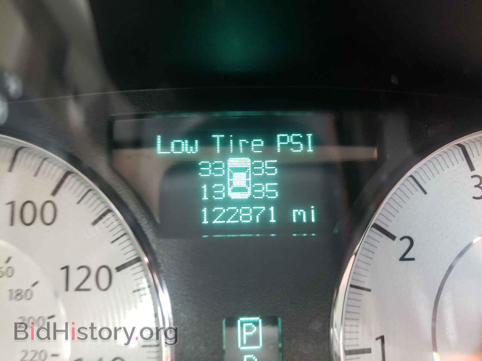 2010 CHRYSLER 300 - VIN: 2C3CA6CT6AH141398 - Фото 8