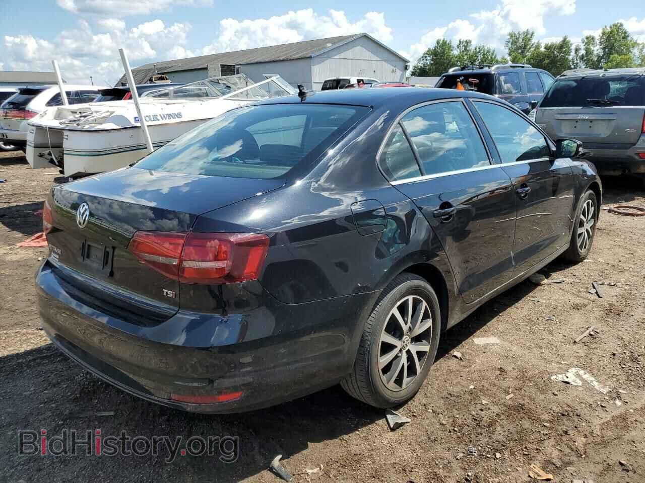 2017 VOLKSWAGEN JETTA - VIN: 3VWDB7AJ0HM320890 - Фото 4